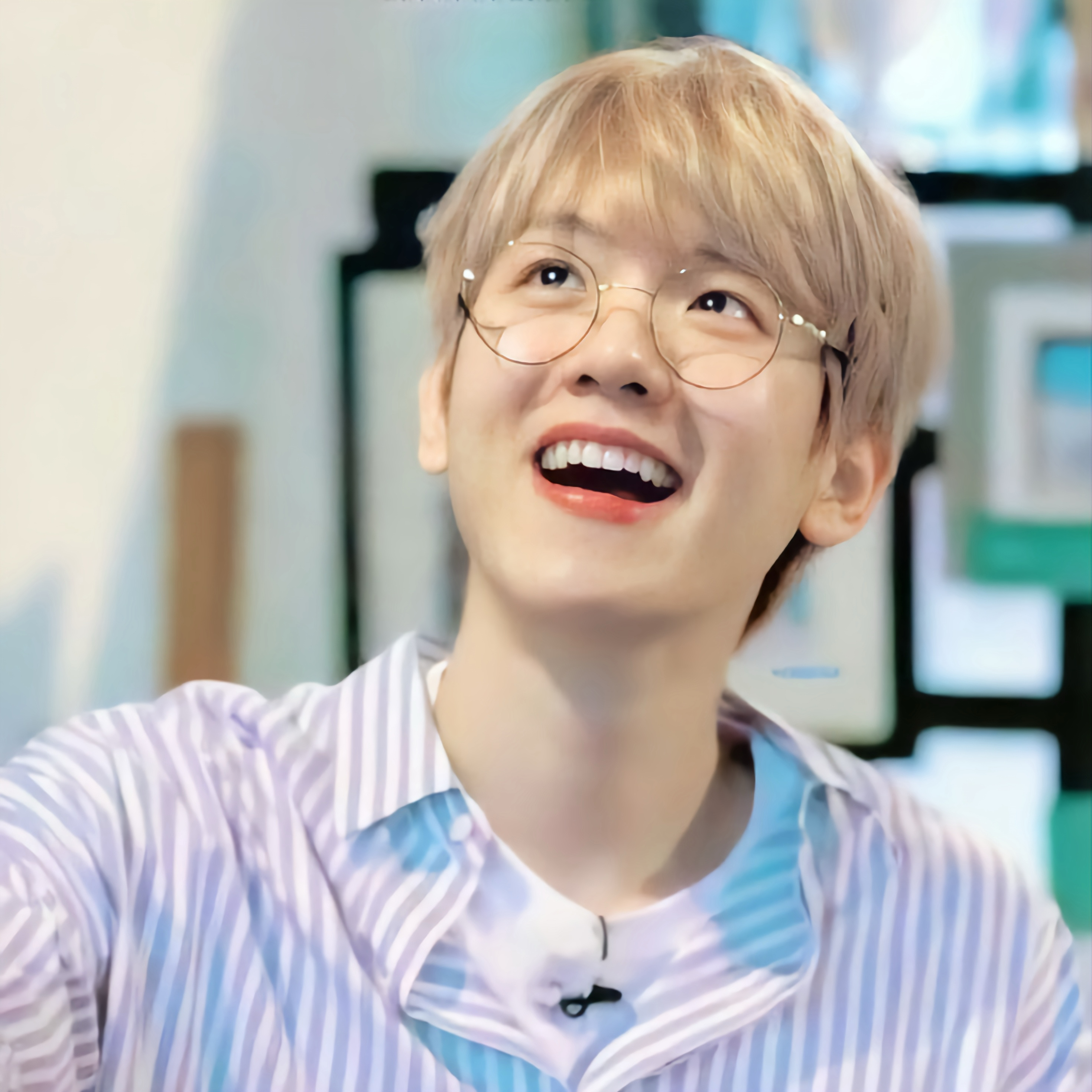 백현 (EXO) 최근 활동샷