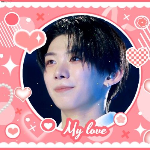 A moment captured by Park Han (AHOF)'s fan