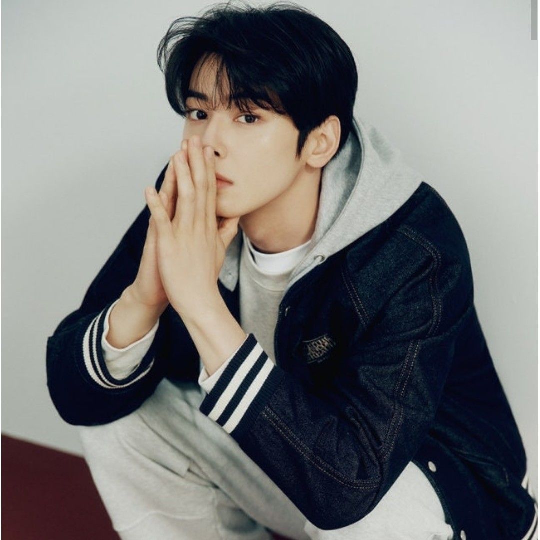 Recent activity shot of Eunwoo (ASTRO)