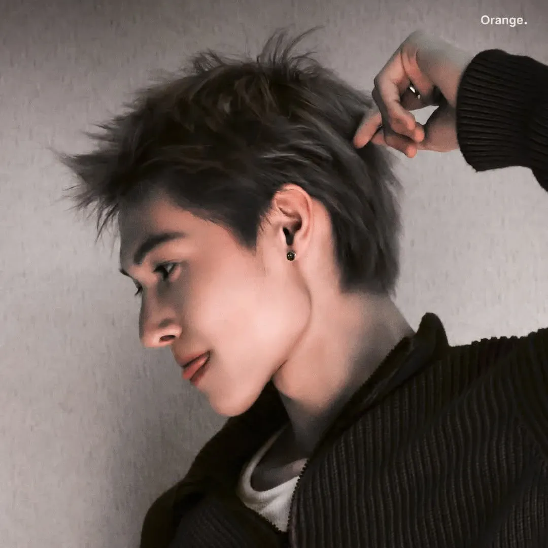 Behind-the-scenes cut of Martin (CORTIS)