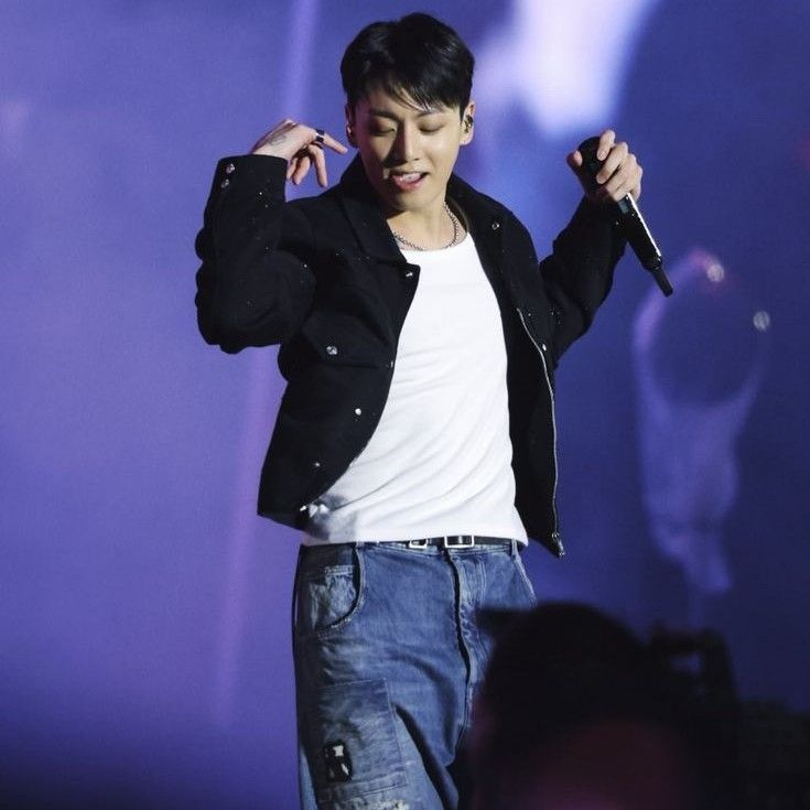 A moment captured by Jungkook (BTS)'s fan