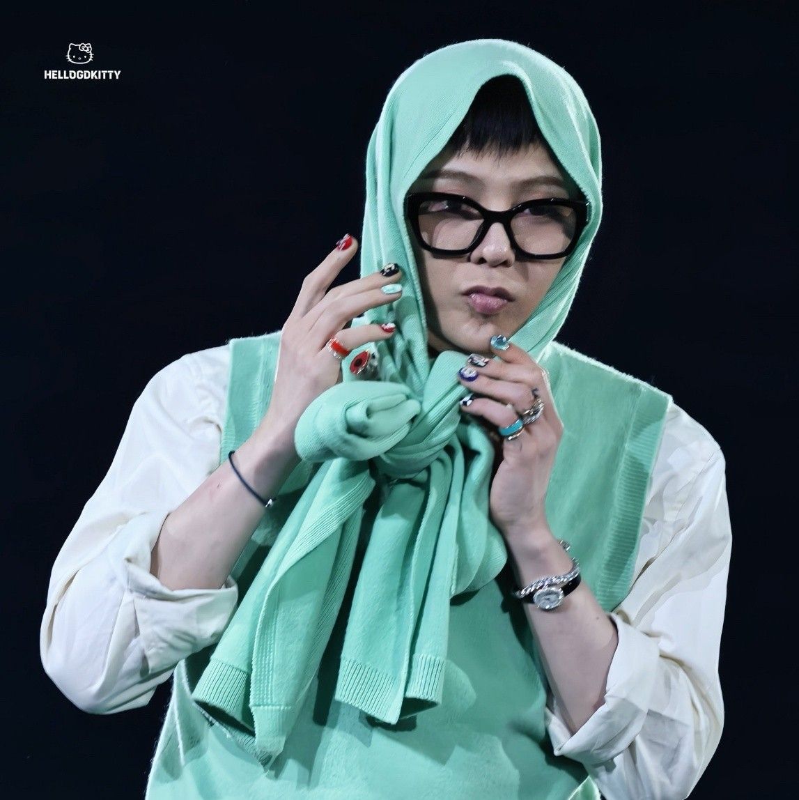 Behind-the-scenes cut of G-DRAGON (BIGBANG)