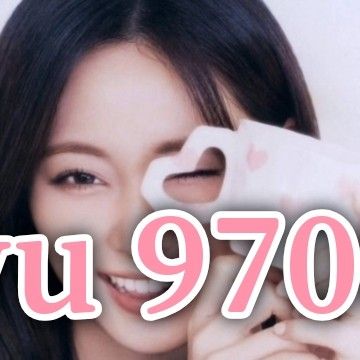 Foto aktivitas terbaru Tzuyu (TWICE)