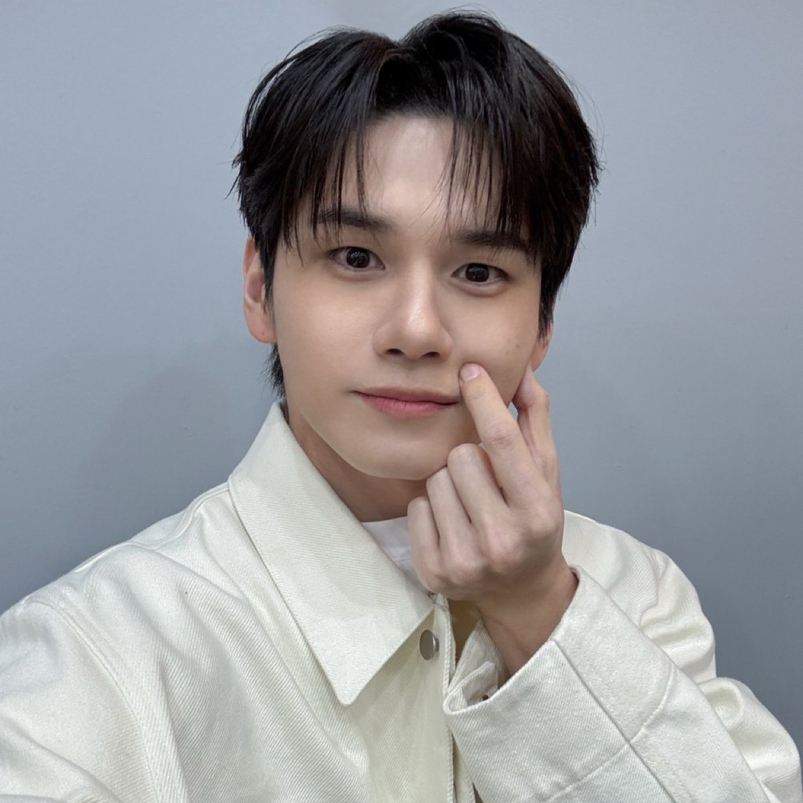 Recent activity shot of Ong Seongwu