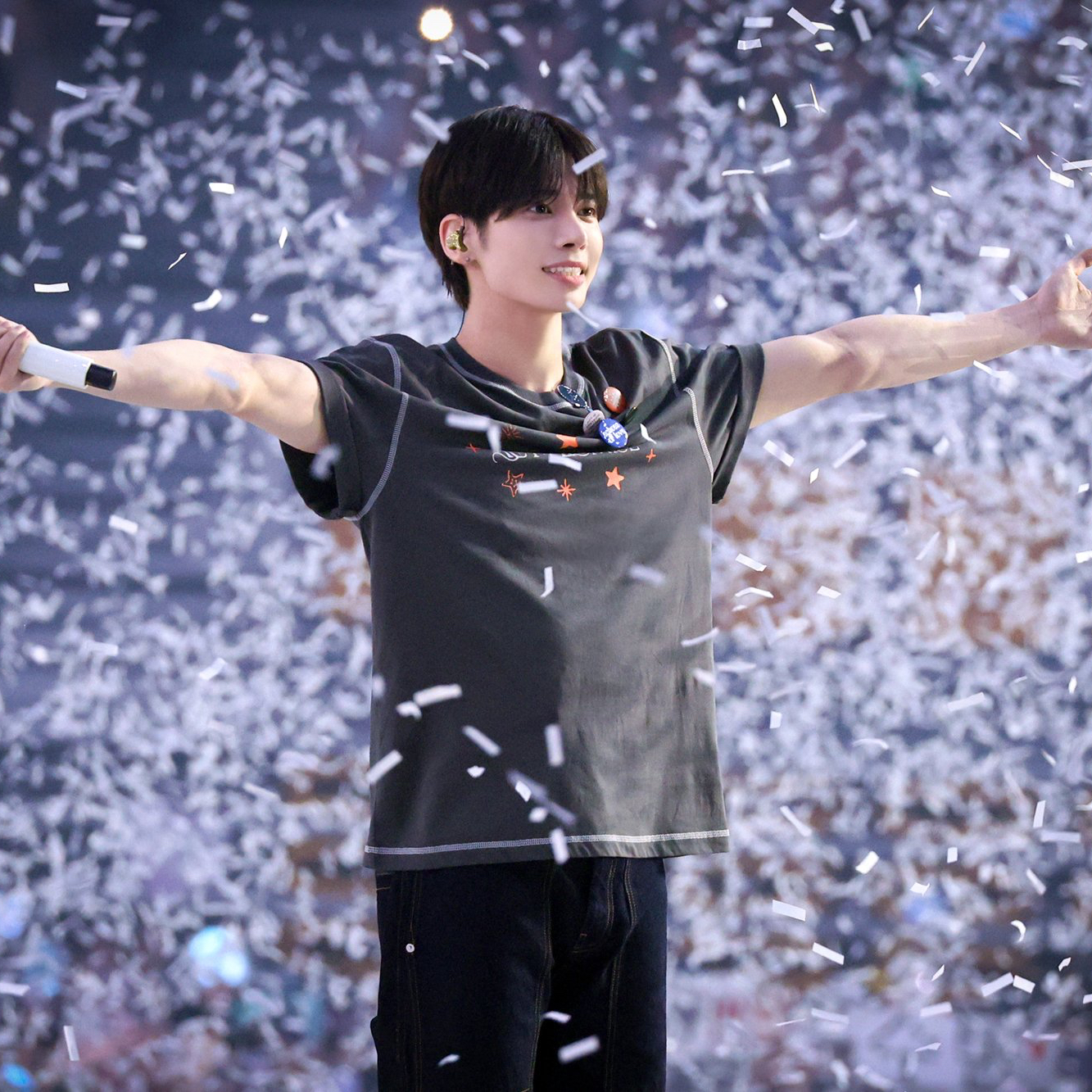 太顯 (TOMORROW X TOGETHER)的最新照片