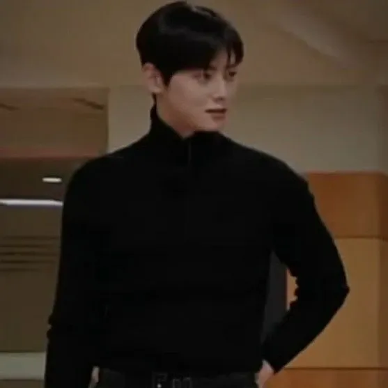 A moment captured by Eunwoo (ASTRO)'s fan