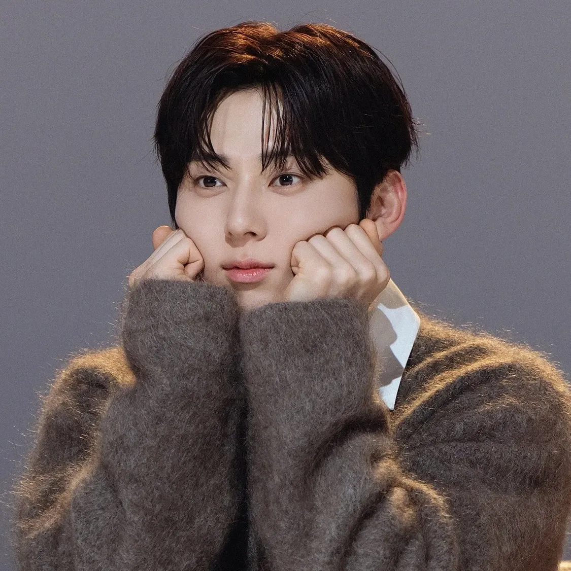 Recent activity shot of Hwang Minhyun