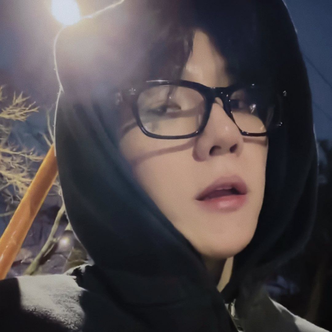 A moment captured by EXO's fan