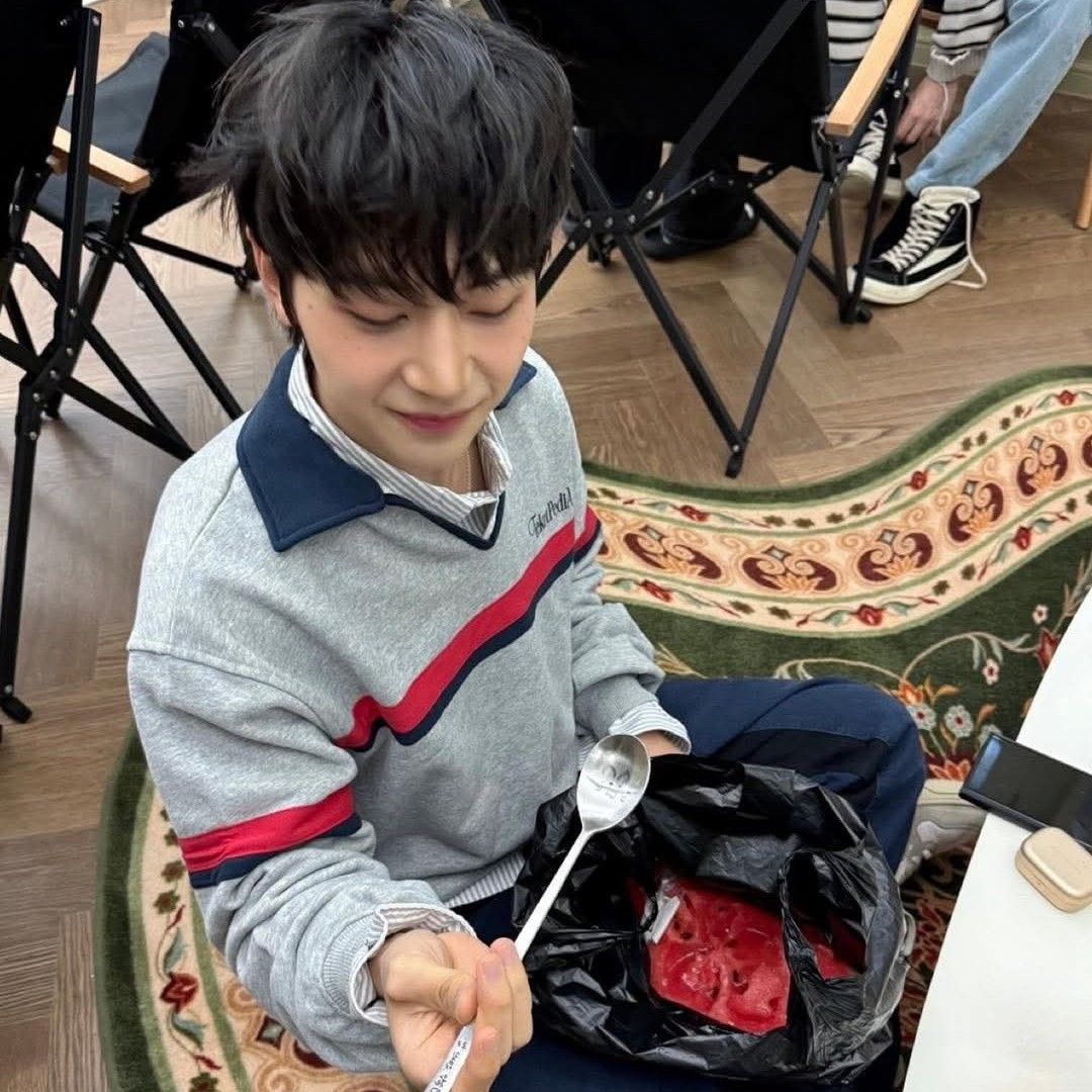 석매튜 (제로베이스원) 최근 활동샷