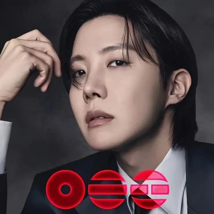 Momen yang diabadikan oleh penggemar j-hope (BTS)