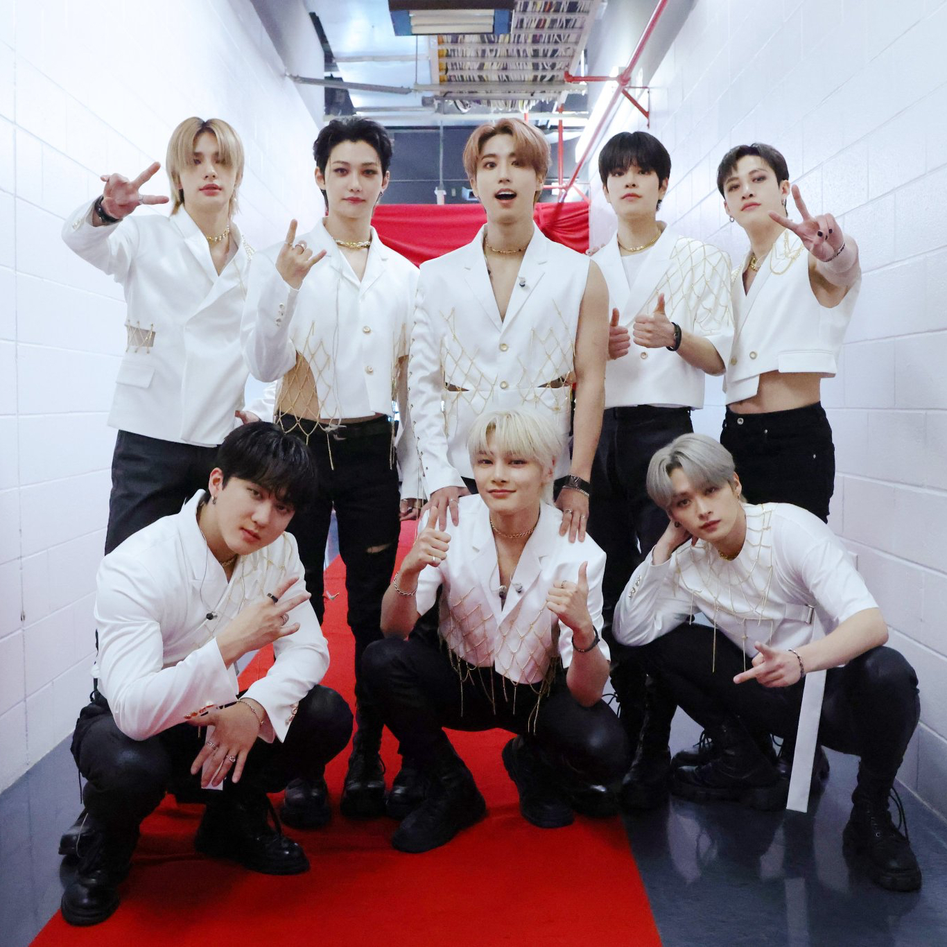 Behind-the-scenes cut of Stray Kids