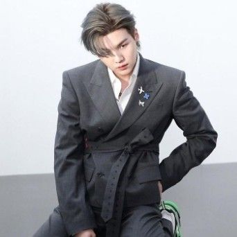 Potret di balik layar SUGA (BTS)