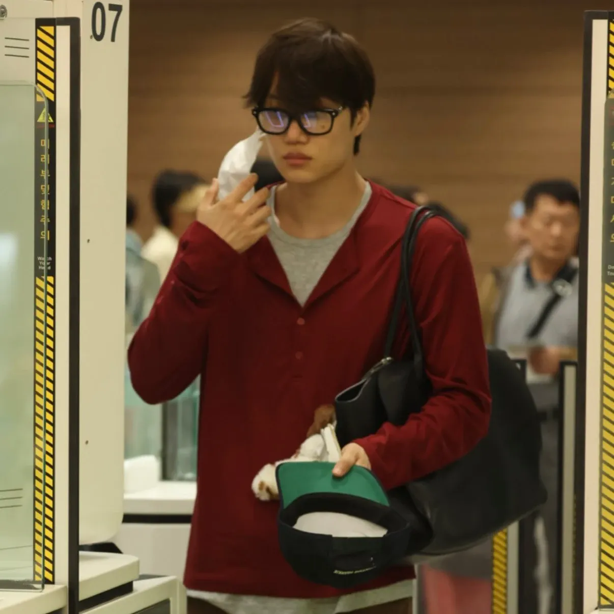 Behind-the-scenes cut of Kai (EXO)