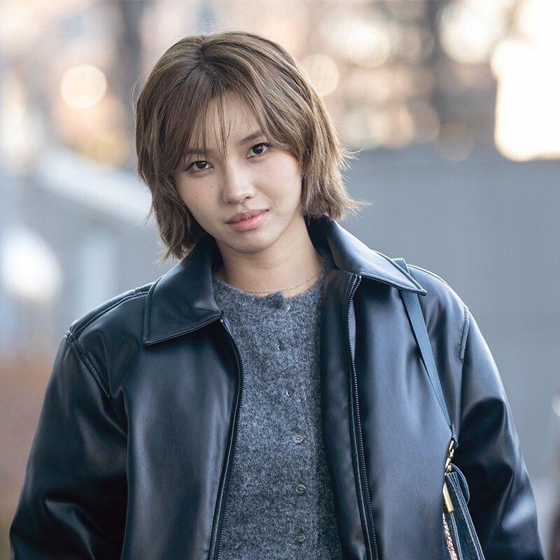 Behind-the-scenes cut of Soyeon (i-dle)