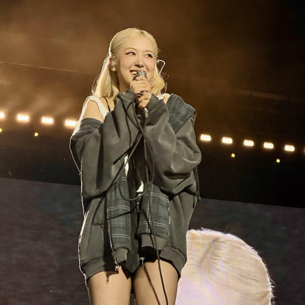 로제 (BLACKPINK)의 최신 사진