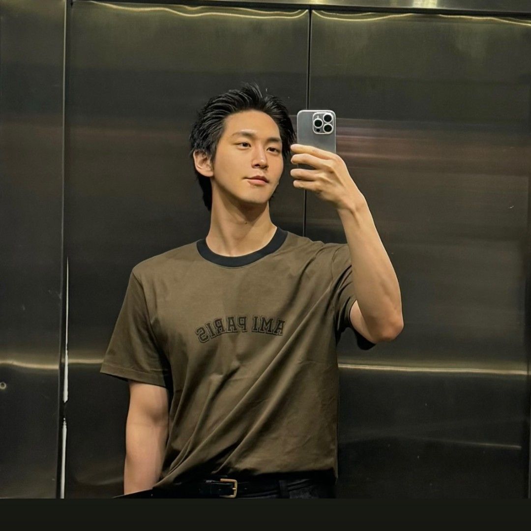 A moment captured by Shinwon (PENTAGON)'s fan