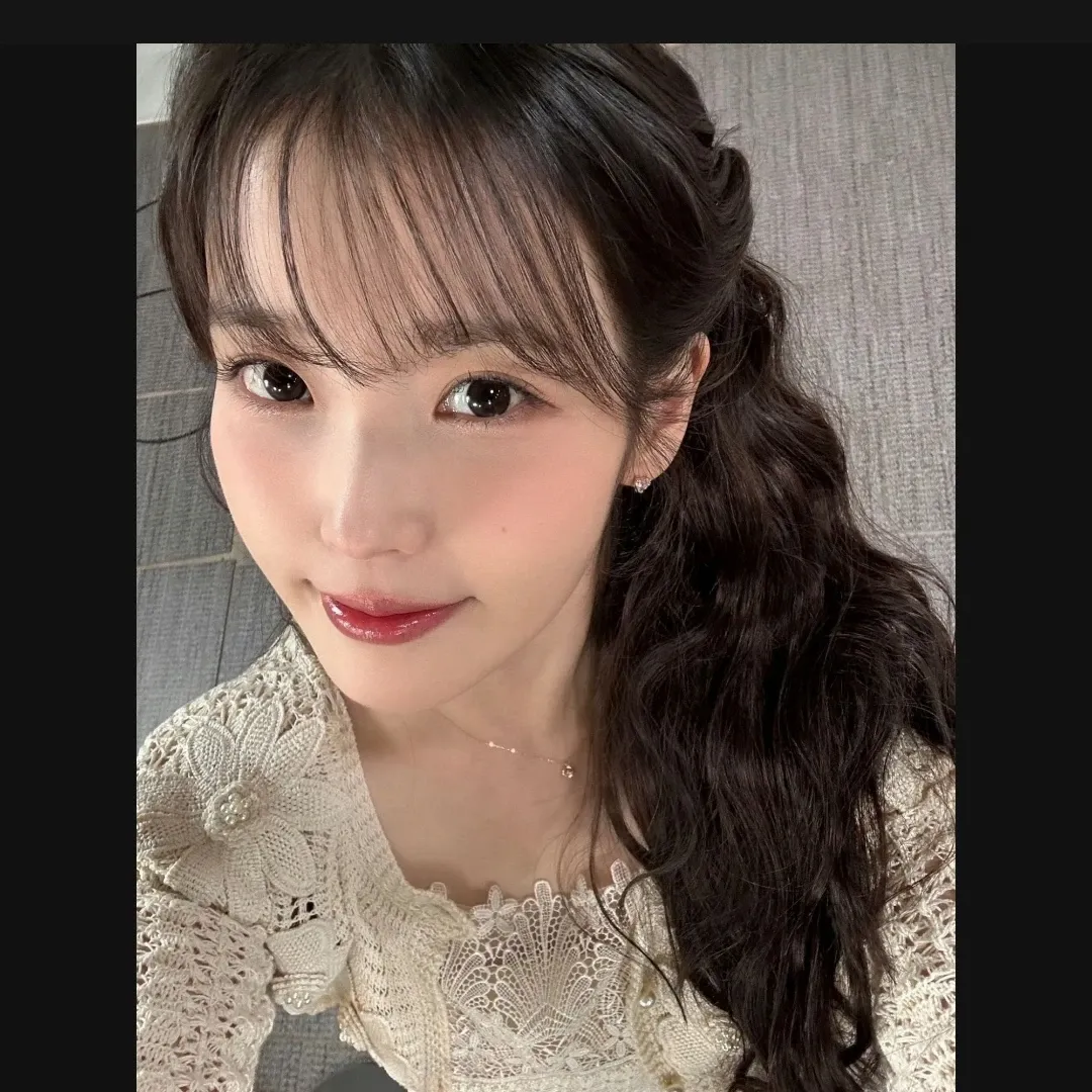 Momen yang diabadikan oleh penggemar IU