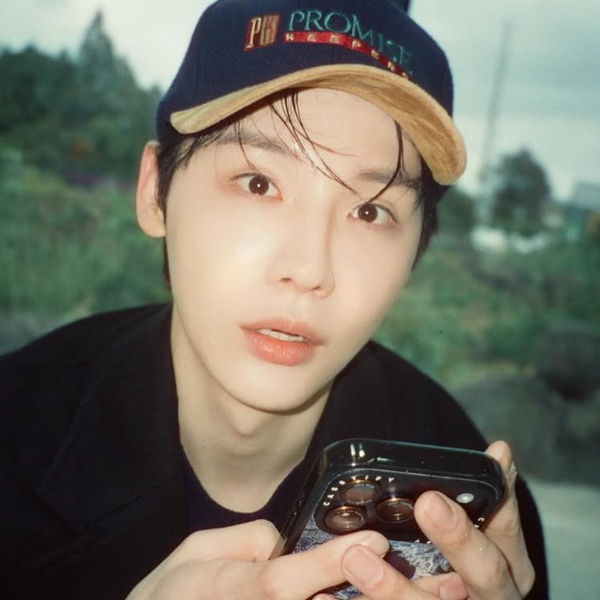 팬들이 사랑하는 전웅 (AB6IX)의 인기 프로필 사진