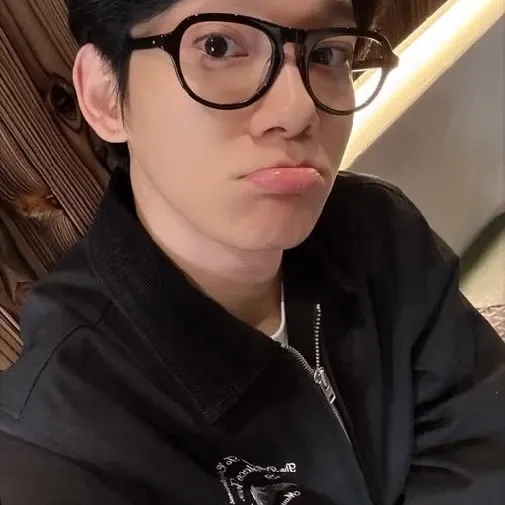 Latest photo of Chen (EXO)
