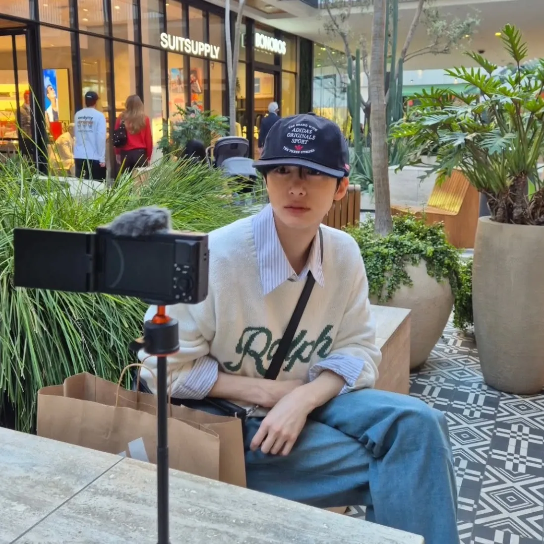 Momen yang diabadikan oleh penggemar MONSTA X