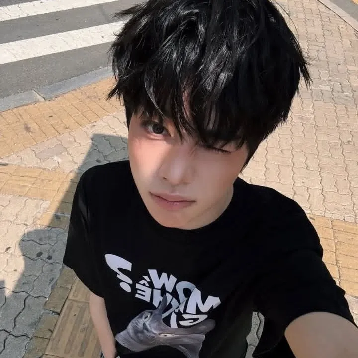 Behind-the-scenes cut of Hanbin (TEMPEST)