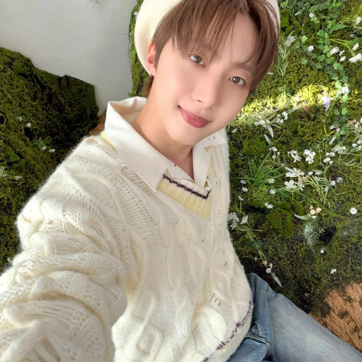 Latest photo of Hui (PENTAGON)