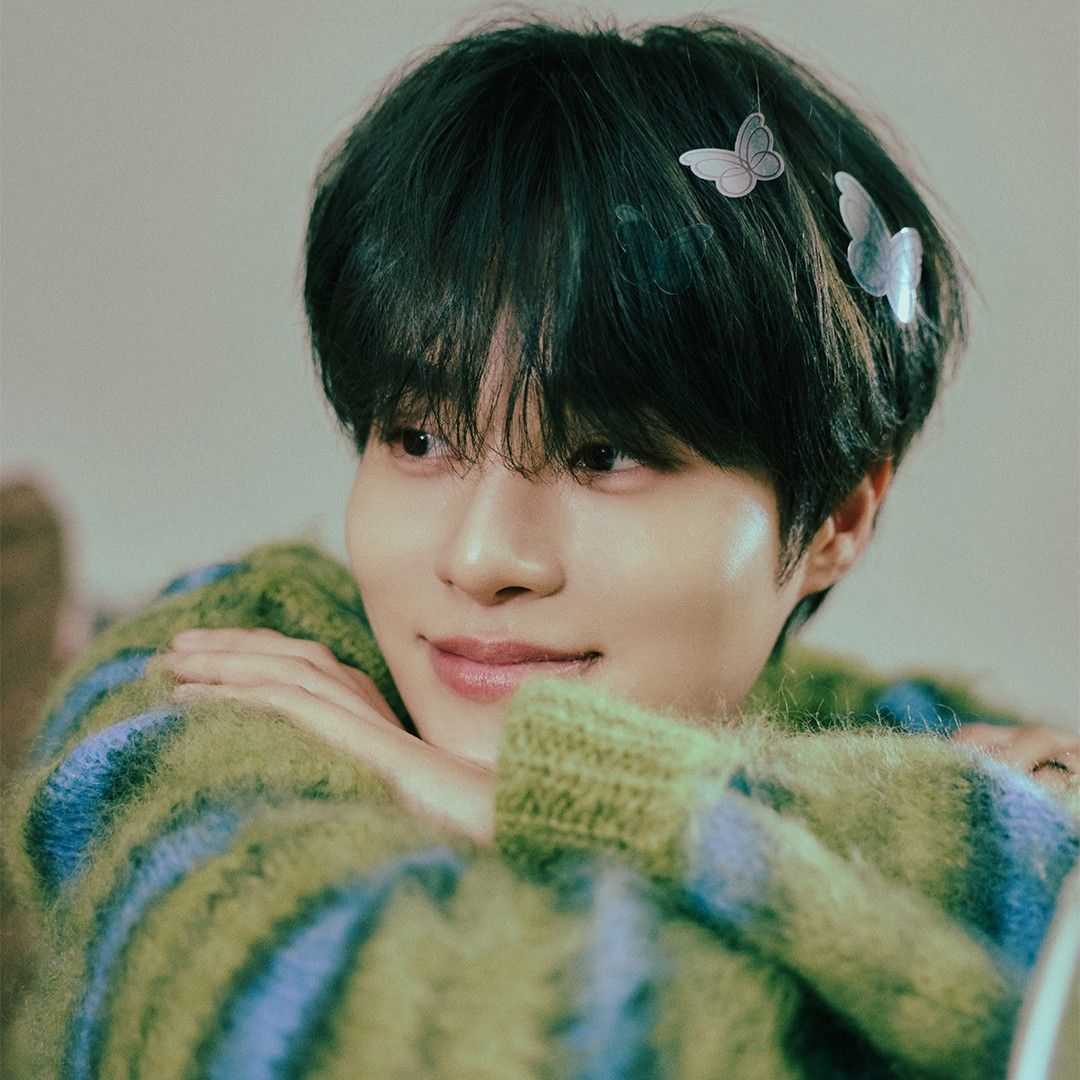 イ・デフィ (AB6IX)の舞台裏ショット