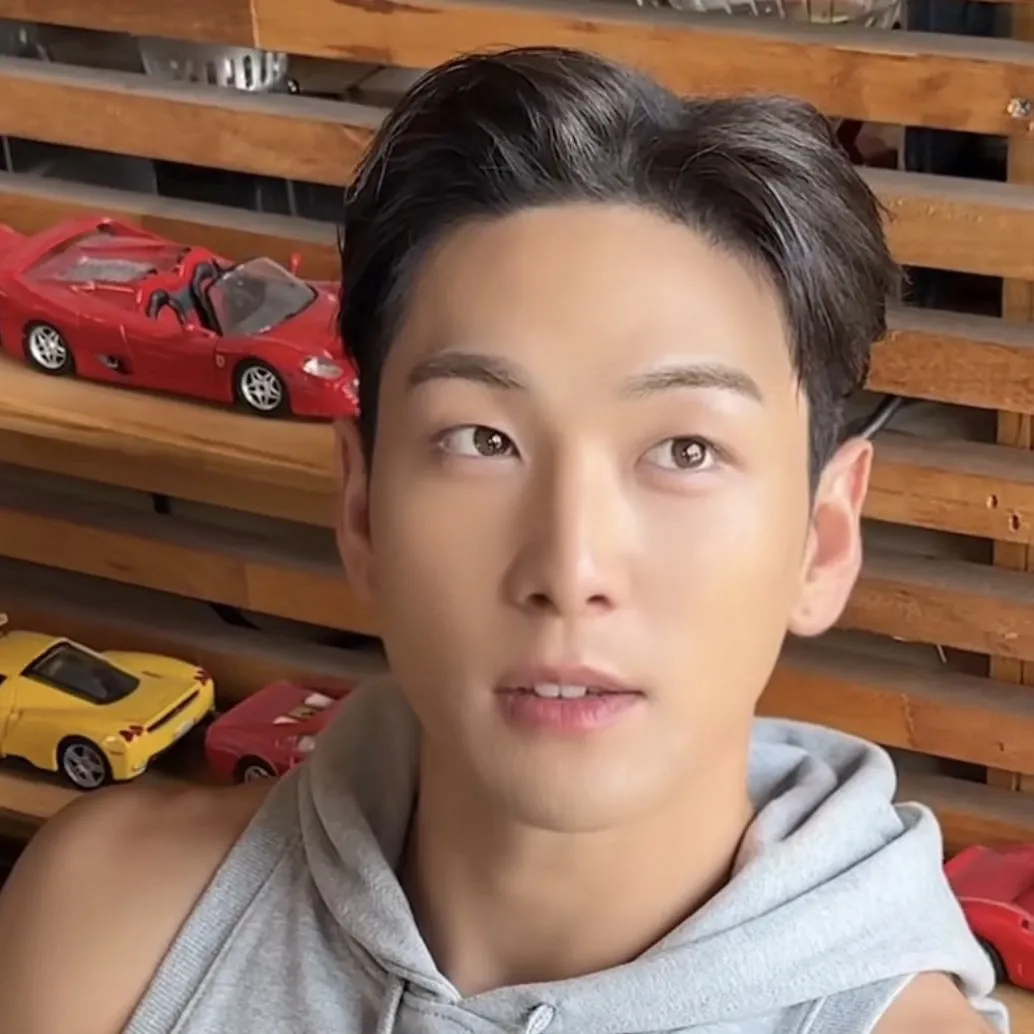 백호의 최신 사진