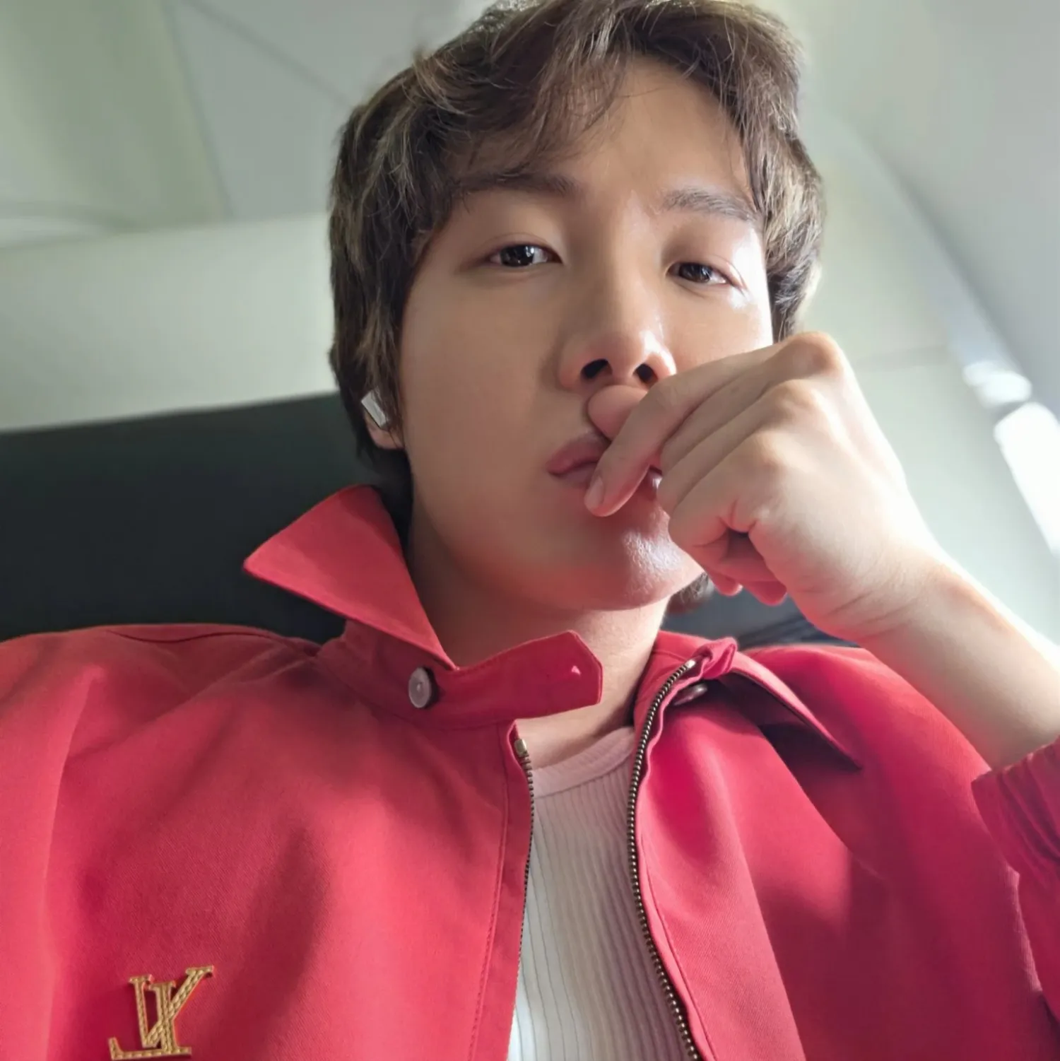 J-hope (防彈少年團)的最新照片