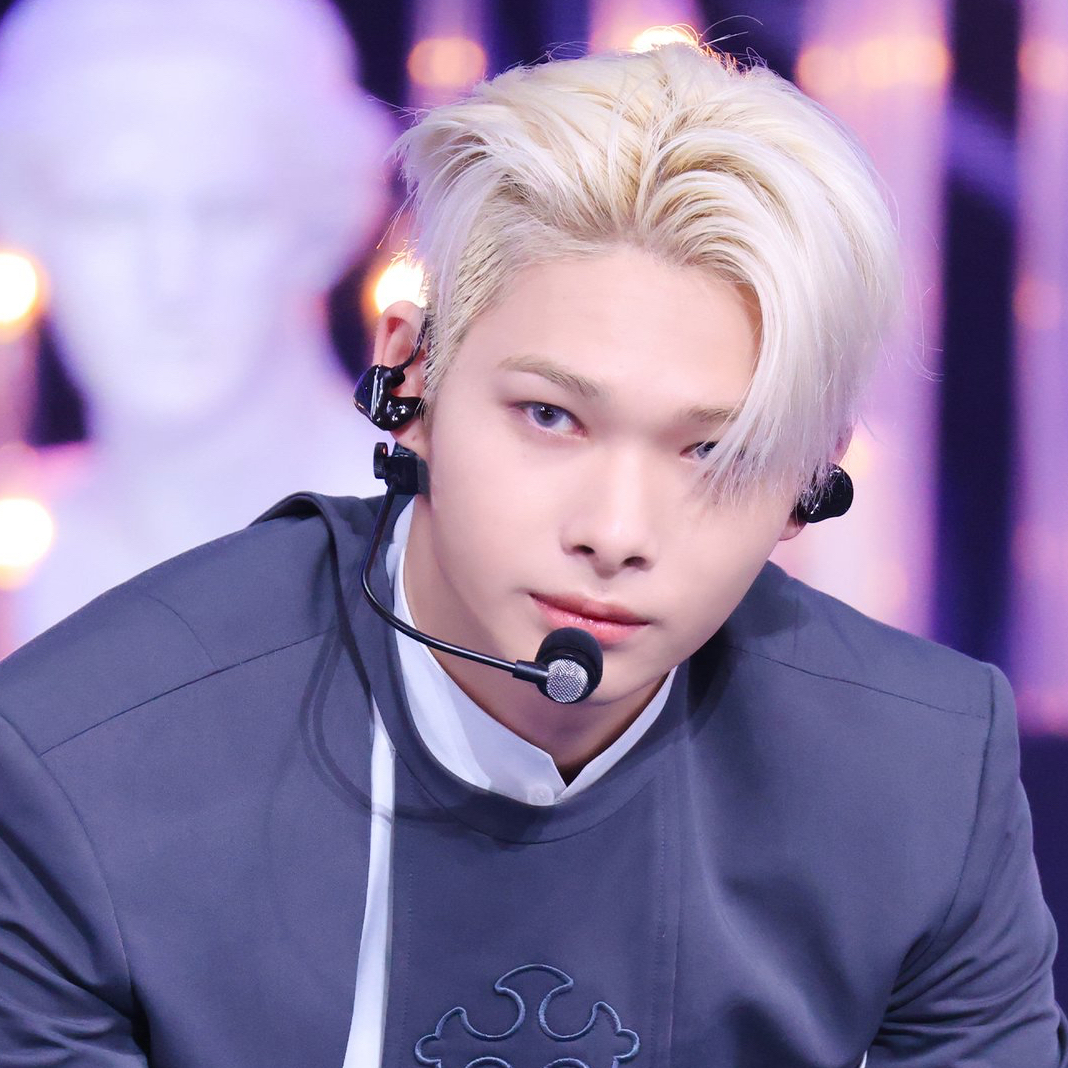 NI-KI (ENHYPEN)的最新照片