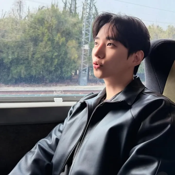 Behind-the-scenes cut of Junho (2PM)