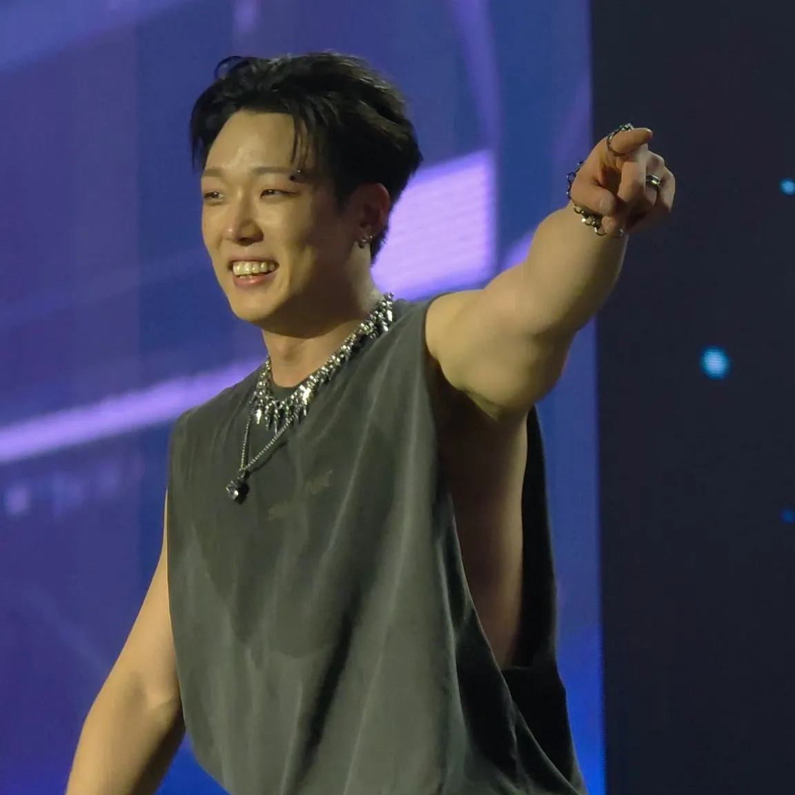 Behind-the-scenes cut of BOBBY (iKON)