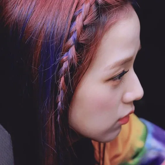 Foto aktivitas terbaru Jisoo (BLACKPINK)