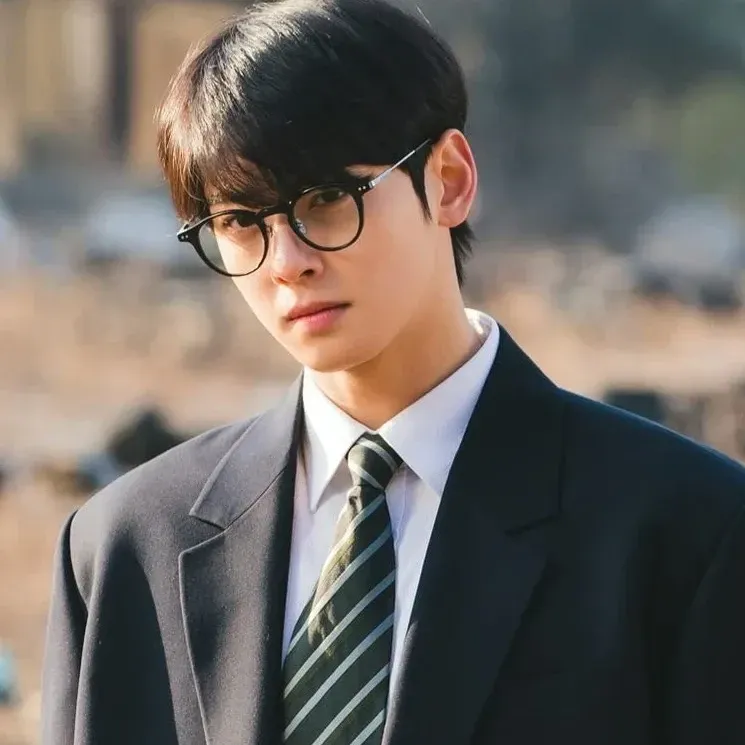 Behind-the-scenes cut of Eunwoo (ASTRO)