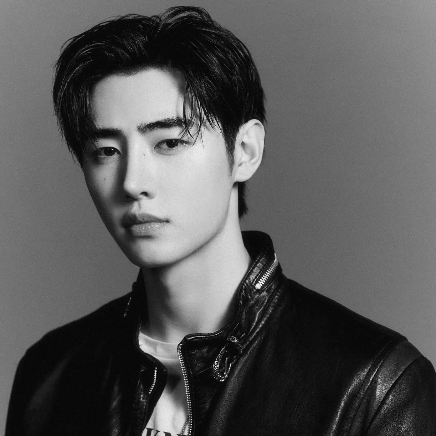 Behind-the-scenes cut of Sunghoon (ENHYPEN)