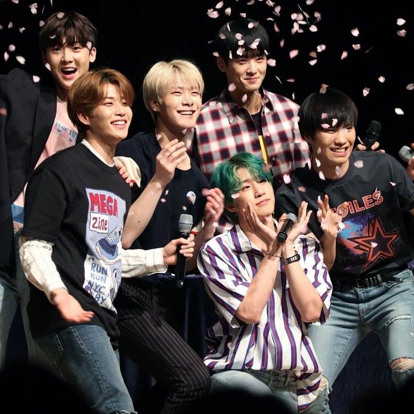 A moment captured by ASTRO's fan