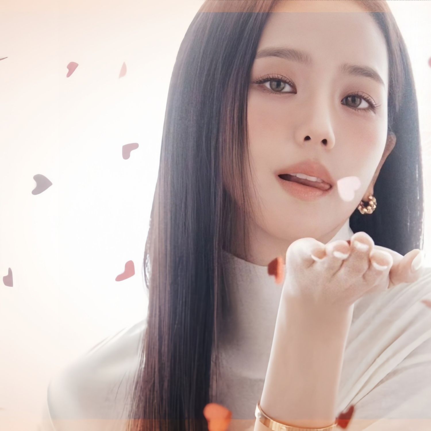 Foto aktivitas terbaru Jisoo (BLACKPINK)