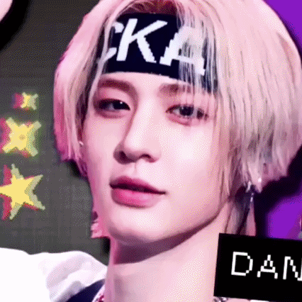 이한 (BOYNEXTDOOR)의 비하인드 컷