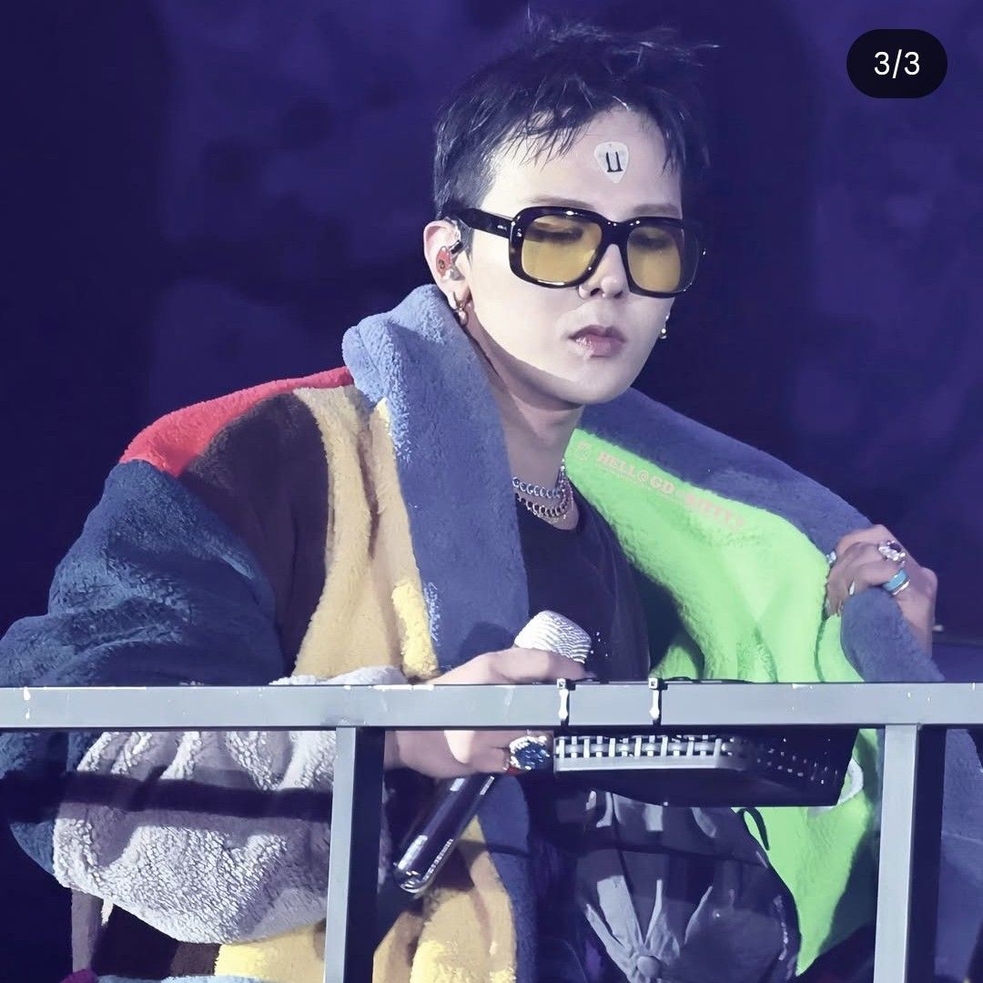 A moment captured by G-DRAGON (BIGBANG)'s fan