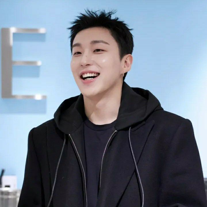 Behind-the-scenes cut of Jongup (B.A.P)