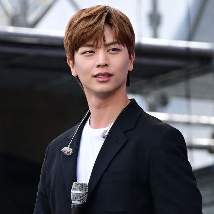 A moment captured by Yook Sungjae (BTOB)'s fan