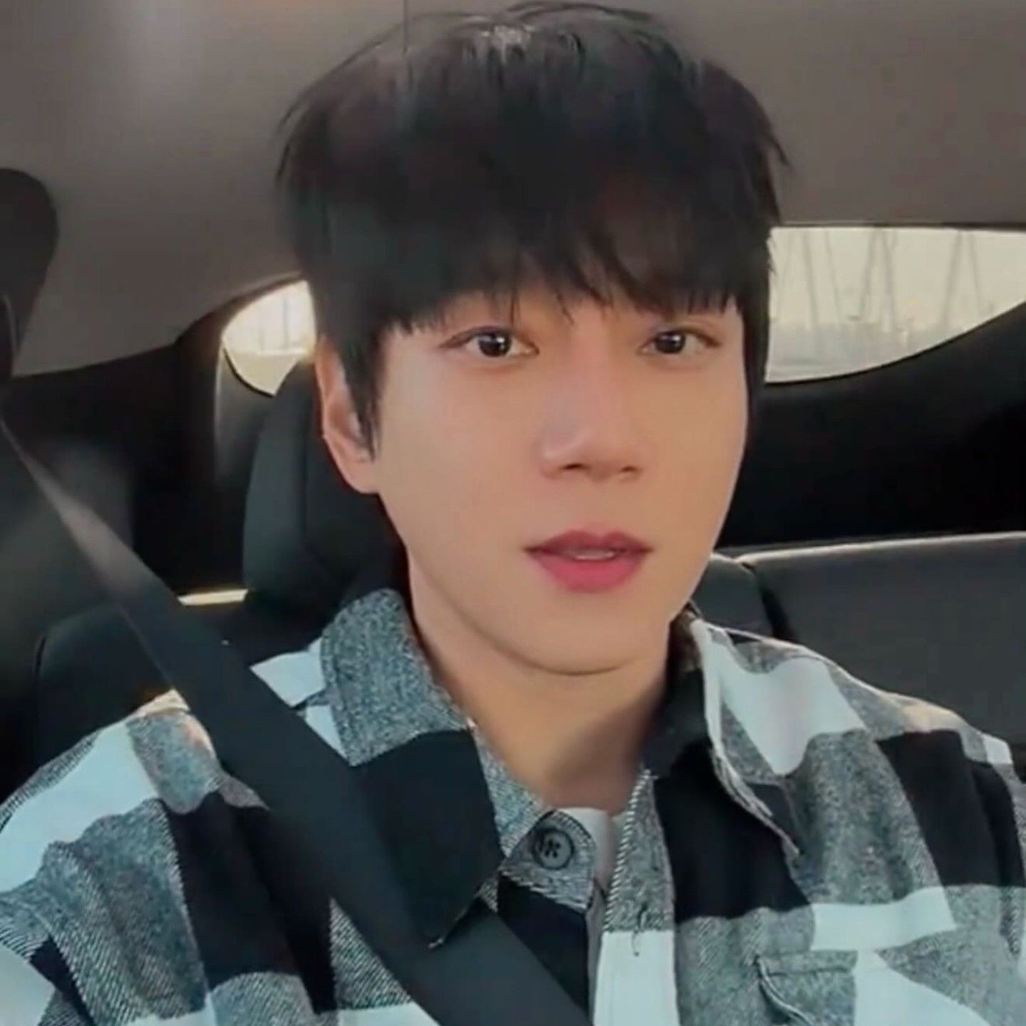 황치열 최근 활동샷