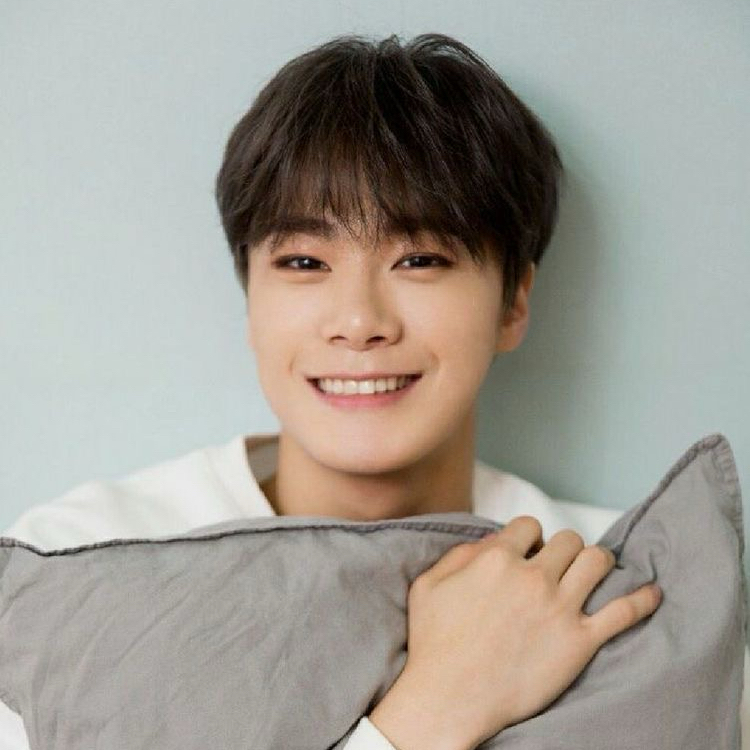 Recent activity shot of Moonbin (ASTRO)