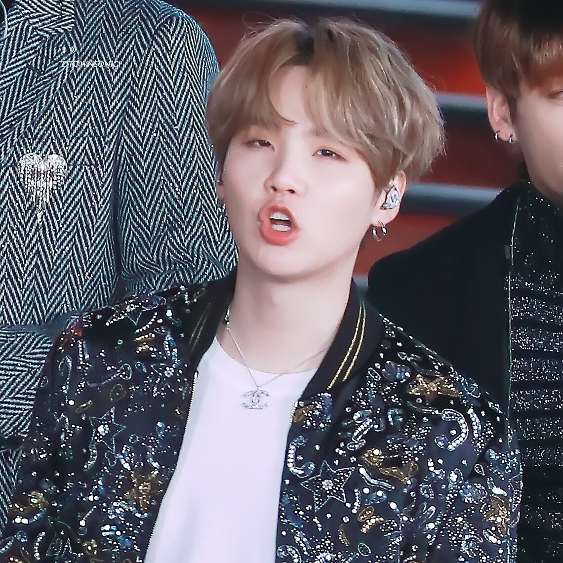 Momen yang diabadikan oleh penggemar SUGA (BTS)