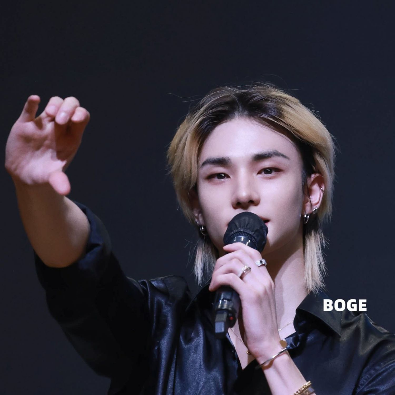 Latest photo of Hyunjin (Stray Kids)