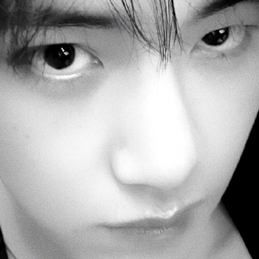 뷔 (방탄소년단) 최근 활동샷