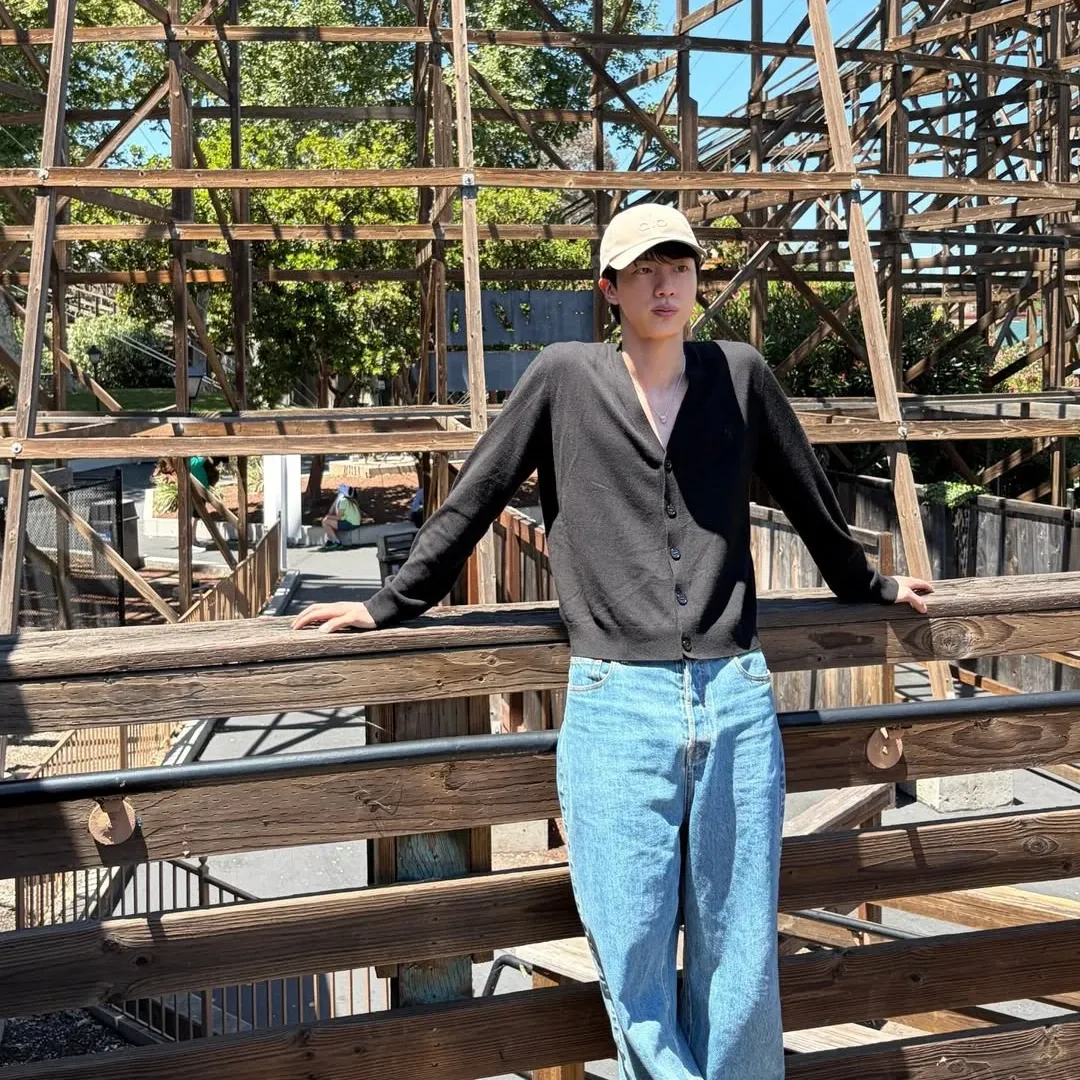 Latest photo of Jin (BTS)