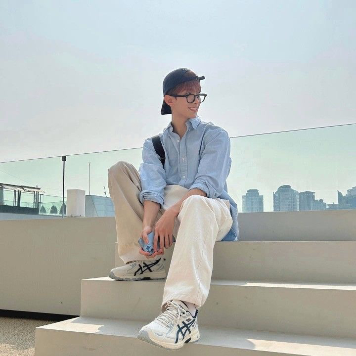 Latest photo of DK (SEVENTEEN)