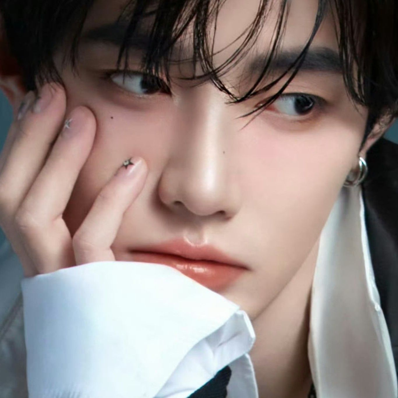 장하오의 비하인드 컷