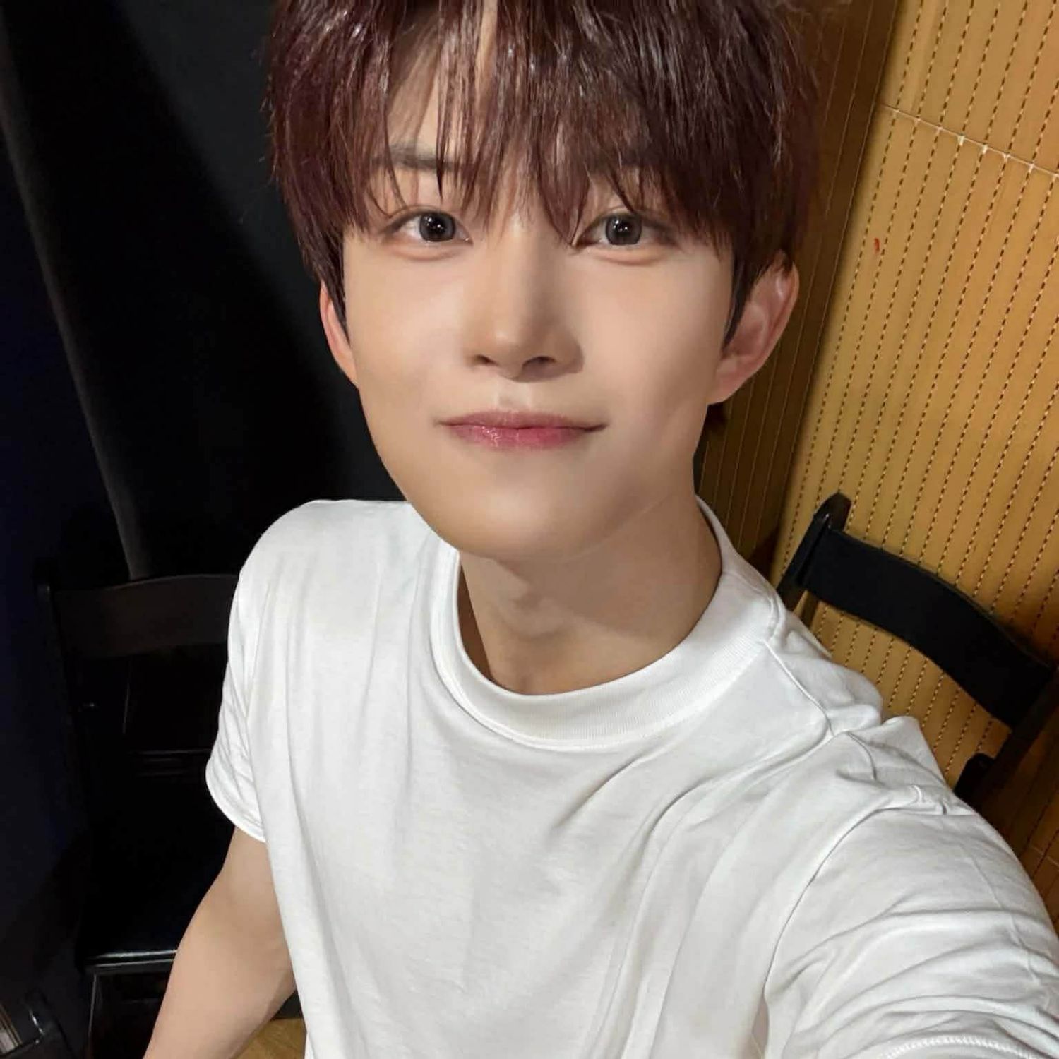 A moment captured by Kim Geonwoo (ALPHA DRIVE ONE)'s fan